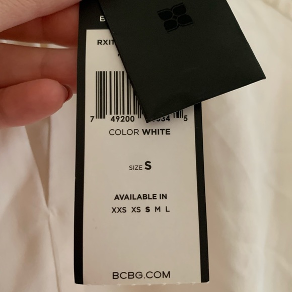 NWT BCBG white float top - Picture 2 of 4